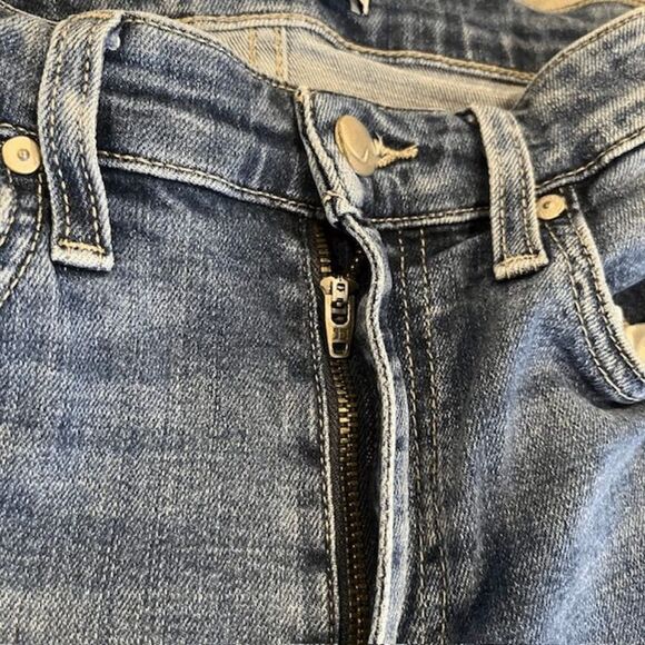 Joe's Jeans High Rise Skinny Ankle Jeans Medium Wash Lightly Distressed Size 25 - Picture 6 of 14